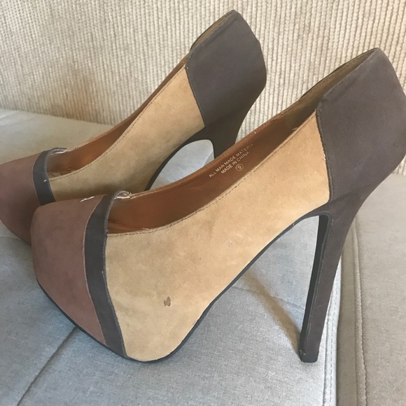 Stiletto Heels - Picture 3 of 6